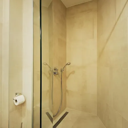 Silver & Gold Luxury Gasthuis 4*