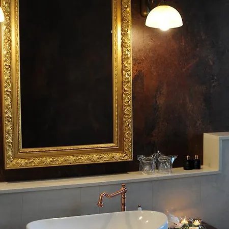 Silver & Gold Luxury بيت ضيافة