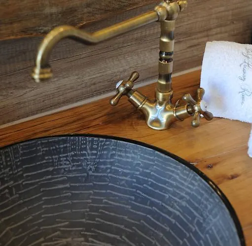 Silver & Gold Luxury