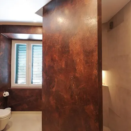 Silver & Gold Luxury Πανσιόν Ζαντάρ