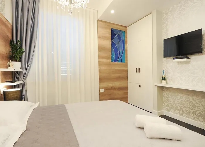 Гостевой дом Silver & Gold Luxury