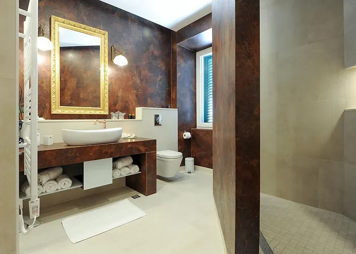 Silver & Gold Luxury