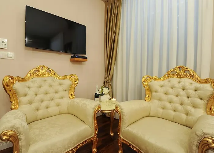 Silver & Gold Luxury Гостевой дом